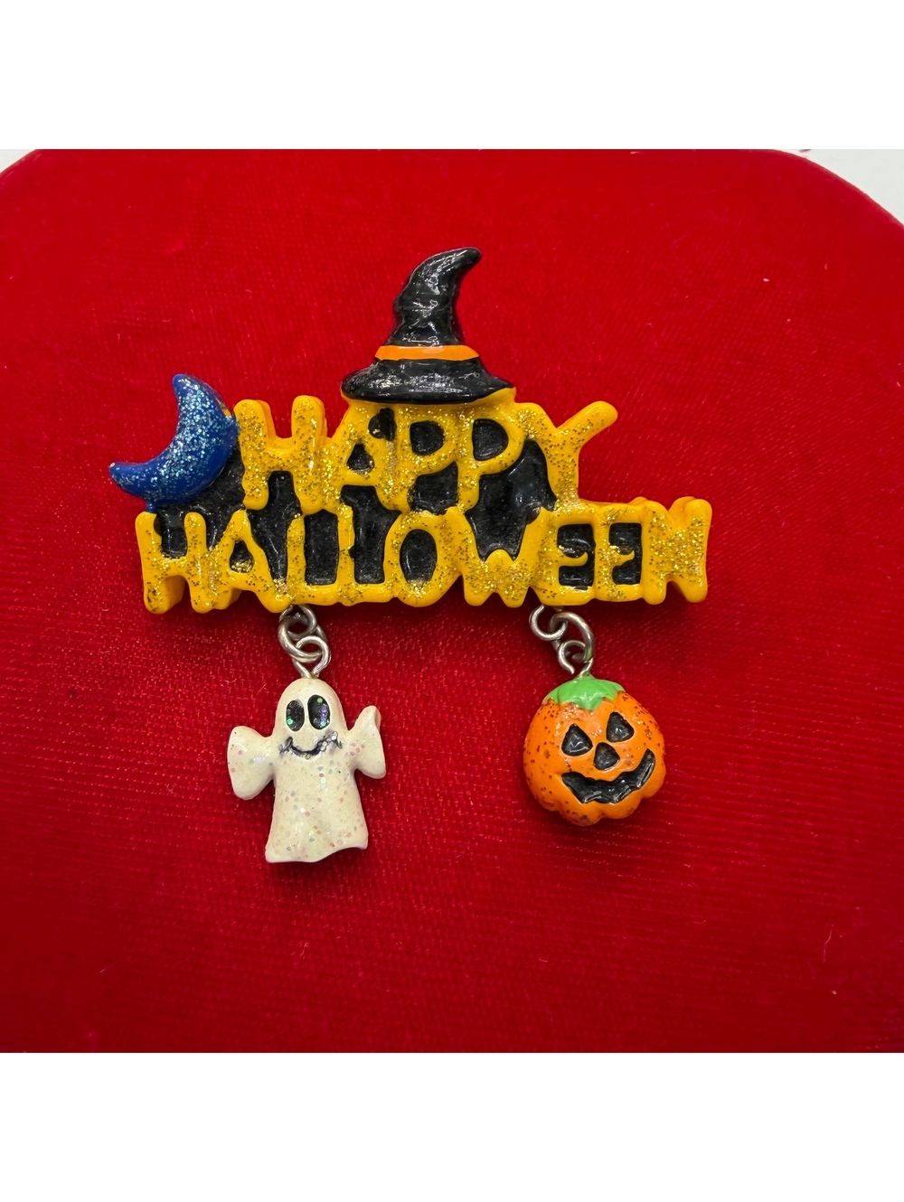 Happy Halloween plastic brooch vintage 90s